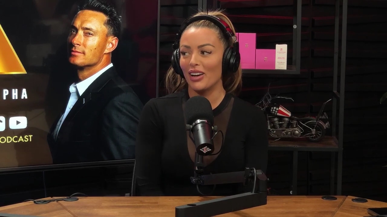 x2mate_com-Ep_14_-_Power_Alphas_Podcast__Super_Bowl2C_Taylor_Swift2C_Travis_Kelce___Mandy_Rose__mp44213.jpg