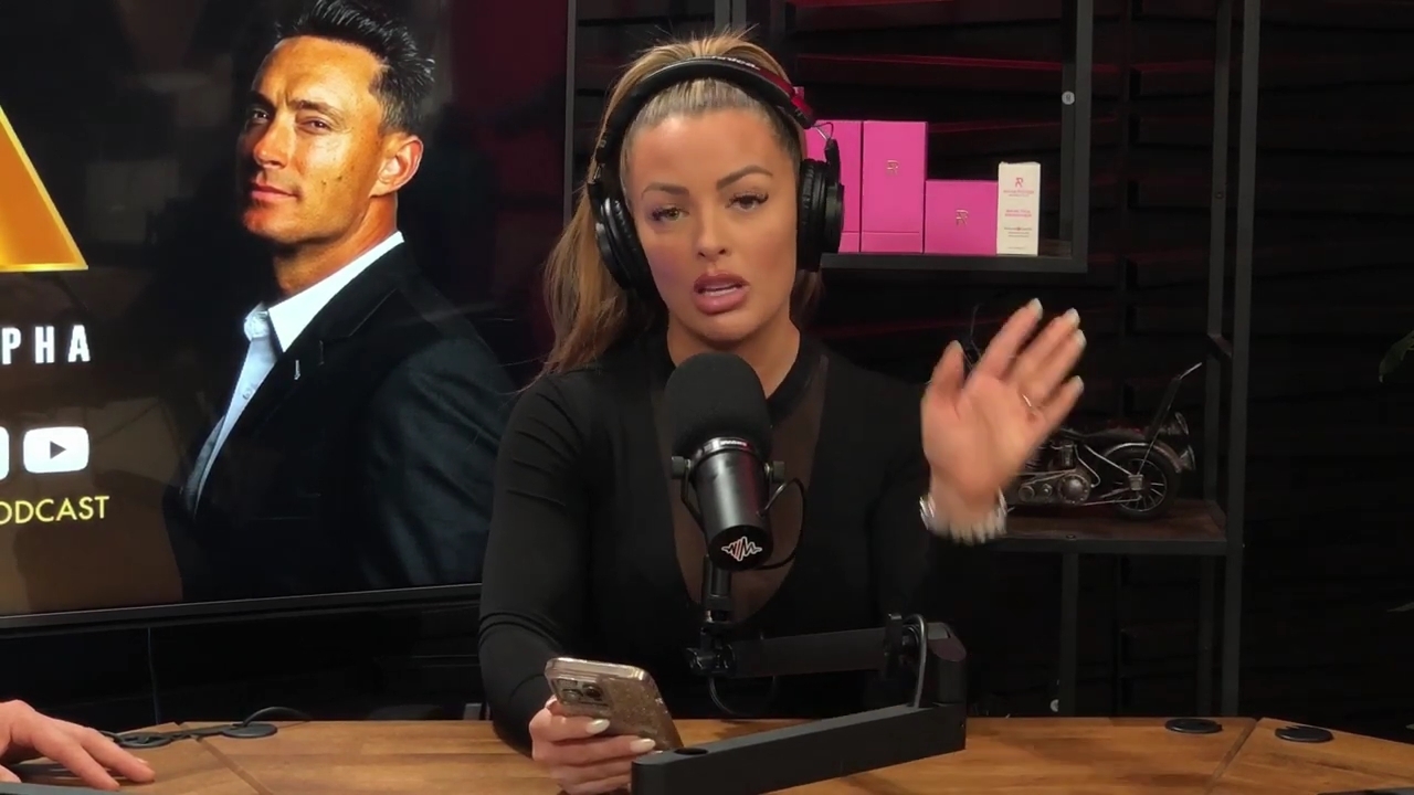 x2mate_com-Ep_14_-_Power_Alphas_Podcast__Super_Bowl2C_Taylor_Swift2C_Travis_Kelce___Mandy_Rose__mp44256.jpg