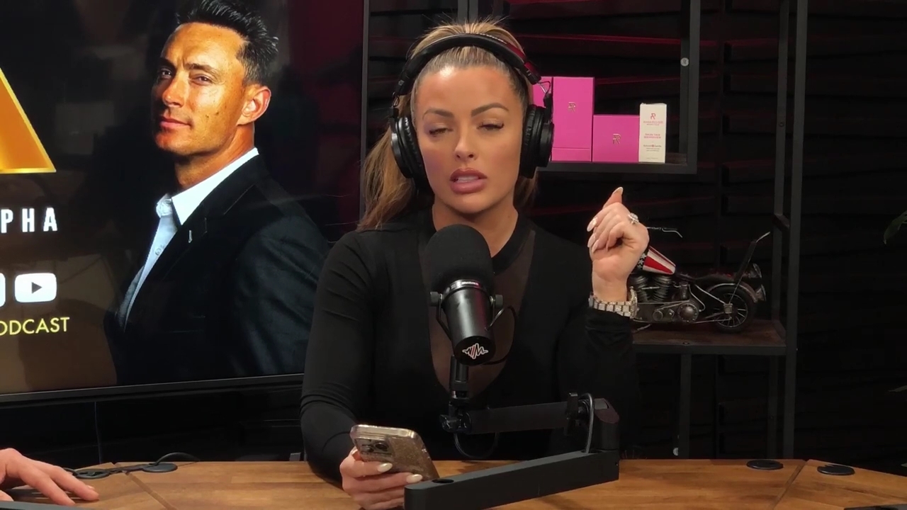 x2mate_com-Ep_14_-_Power_Alphas_Podcast__Super_Bowl2C_Taylor_Swift2C_Travis_Kelce___Mandy_Rose__mp44258.jpg
