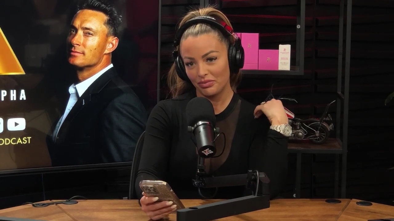 x2mate_com-Ep_14_-_Power_Alphas_Podcast__Super_Bowl2C_Taylor_Swift2C_Travis_Kelce___Mandy_Rose__mp44281.jpg