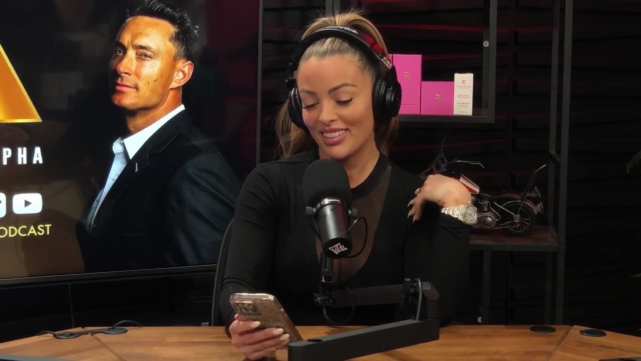x2mate_com-Ep_14_-_Power_Alphas_Podcast__Super_Bowl2C_Taylor_Swift2C_Travis_Kelce___Mandy_Rose__mp44284.jpg