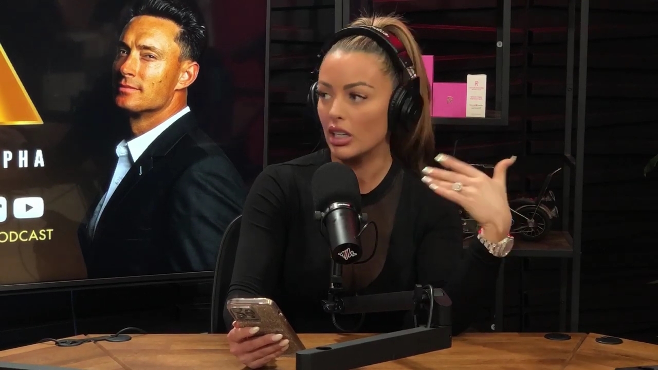 x2mate_com-Ep_14_-_Power_Alphas_Podcast__Super_Bowl2C_Taylor_Swift2C_Travis_Kelce___Mandy_Rose__mp44293.jpg