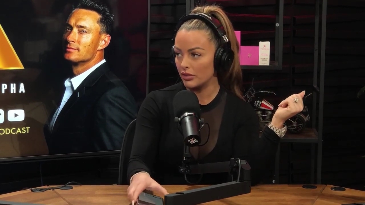 x2mate_com-Ep_14_-_Power_Alphas_Podcast__Super_Bowl2C_Taylor_Swift2C_Travis_Kelce___Mandy_Rose__mp44294.jpg