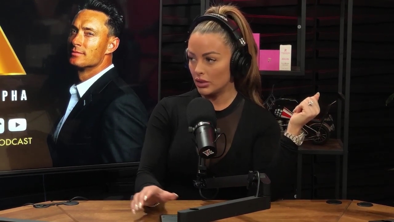 x2mate_com-Ep_14_-_Power_Alphas_Podcast__Super_Bowl2C_Taylor_Swift2C_Travis_Kelce___Mandy_Rose__mp44295.jpg