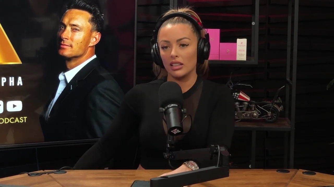 x2mate_com-Ep_14_-_Power_Alphas_Podcast__Super_Bowl2C_Taylor_Swift2C_Travis_Kelce___Mandy_Rose__mp44412.jpg