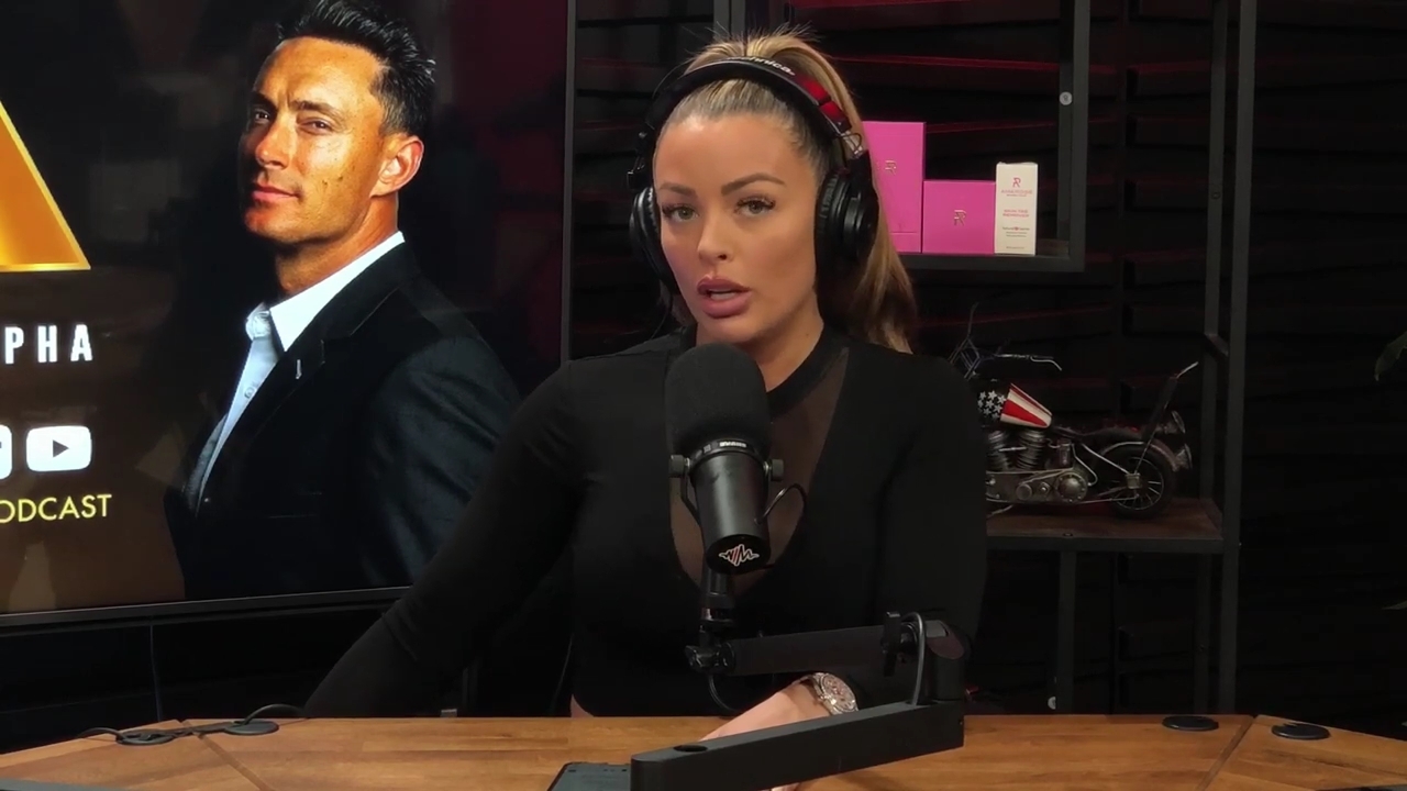x2mate_com-Ep_14_-_Power_Alphas_Podcast__Super_Bowl2C_Taylor_Swift2C_Travis_Kelce___Mandy_Rose__mp44419.jpg