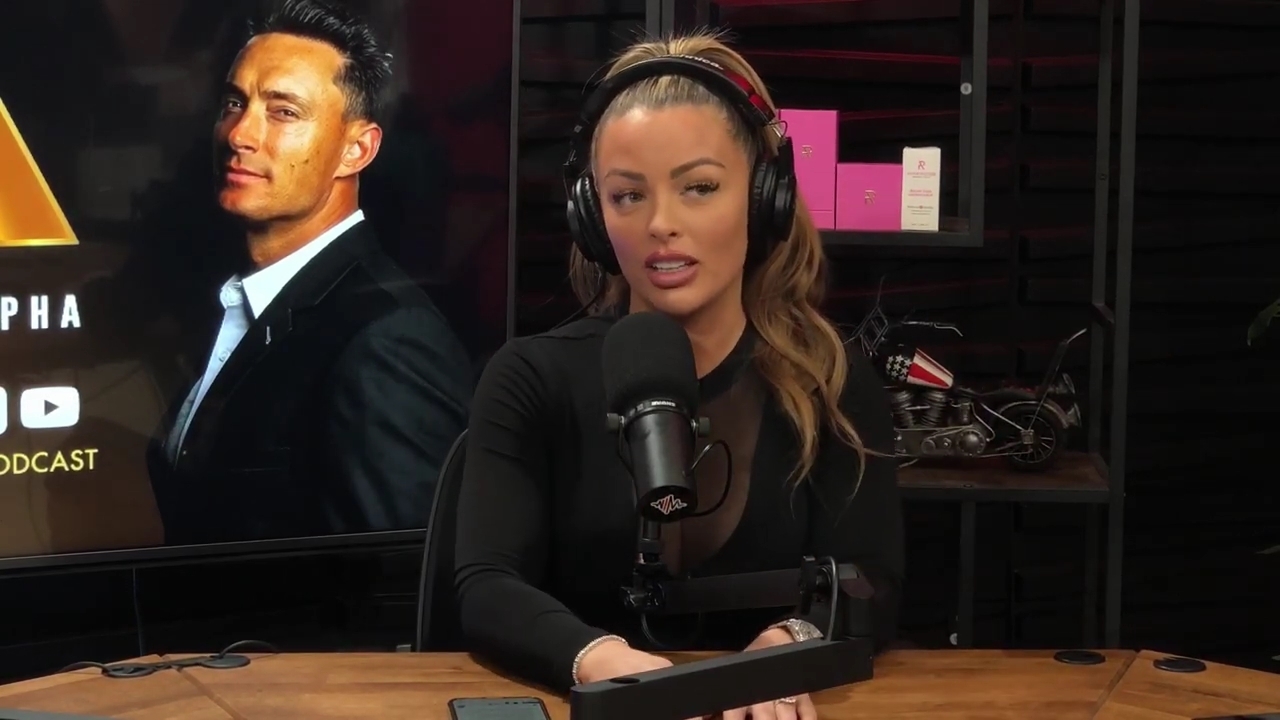 x2mate_com-Ep_14_-_Power_Alphas_Podcast__Super_Bowl2C_Taylor_Swift2C_Travis_Kelce___Mandy_Rose__mp44462.jpg