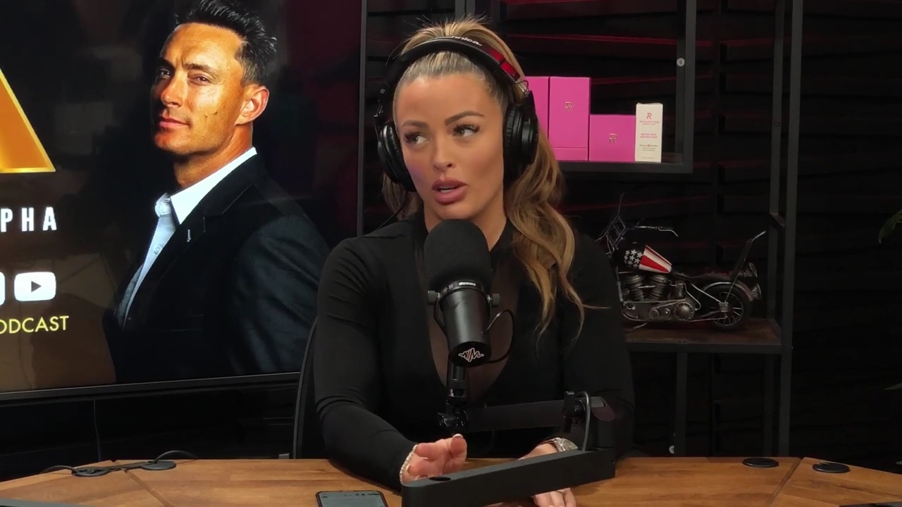 x2mate_com-Ep_14_-_Power_Alphas_Podcast__Super_Bowl2C_Taylor_Swift2C_Travis_Kelce___Mandy_Rose__mp44463.jpg