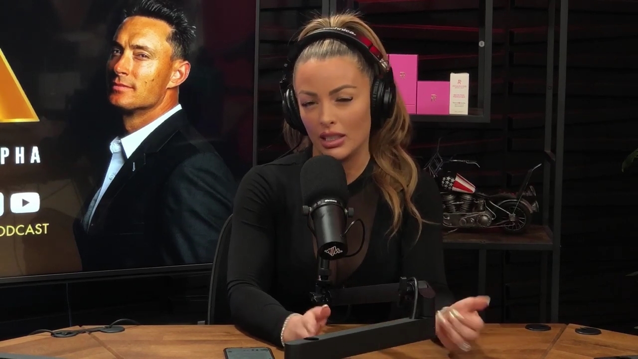 x2mate_com-Ep_14_-_Power_Alphas_Podcast__Super_Bowl2C_Taylor_Swift2C_Travis_Kelce___Mandy_Rose__mp44464.jpg