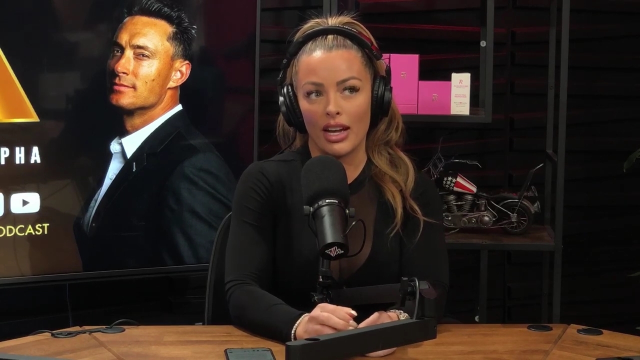 x2mate_com-Ep_14_-_Power_Alphas_Podcast__Super_Bowl2C_Taylor_Swift2C_Travis_Kelce___Mandy_Rose__mp44468.jpg
