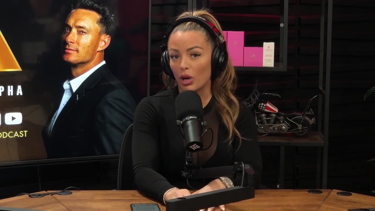 x2mate_com-Ep_14_-_Power_Alphas_Podcast__Super_Bowl2C_Taylor_Swift2C_Travis_Kelce___Mandy_Rose__mp44487.jpg