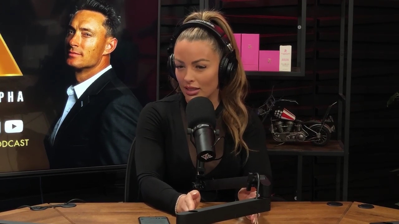 x2mate_com-Ep_14_-_Power_Alphas_Podcast__Super_Bowl2C_Taylor_Swift2C_Travis_Kelce___Mandy_Rose__mp44492.jpg