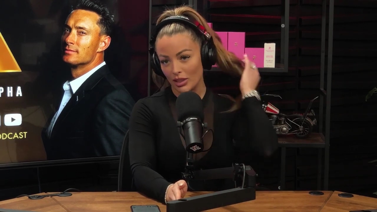 x2mate_com-Ep_14_-_Power_Alphas_Podcast__Super_Bowl2C_Taylor_Swift2C_Travis_Kelce___Mandy_Rose__mp44494.jpg