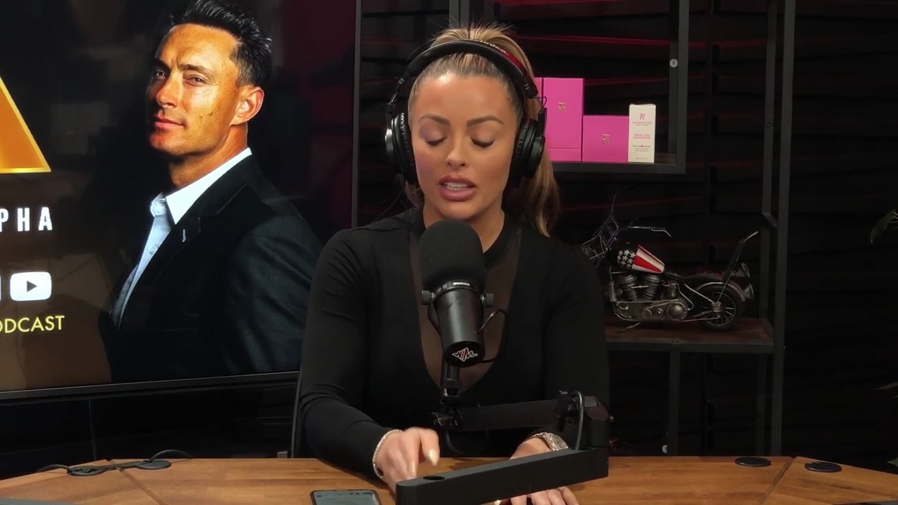x2mate_com-Ep_14_-_Power_Alphas_Podcast__Super_Bowl2C_Taylor_Swift2C_Travis_Kelce___Mandy_Rose__mp44505.jpg