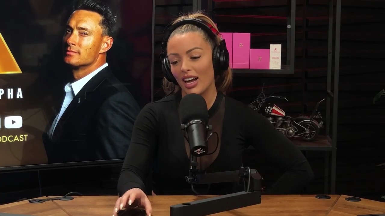 x2mate_com-Ep_14_-_Power_Alphas_Podcast__Super_Bowl2C_Taylor_Swift2C_Travis_Kelce___Mandy_Rose__mp44597.jpg