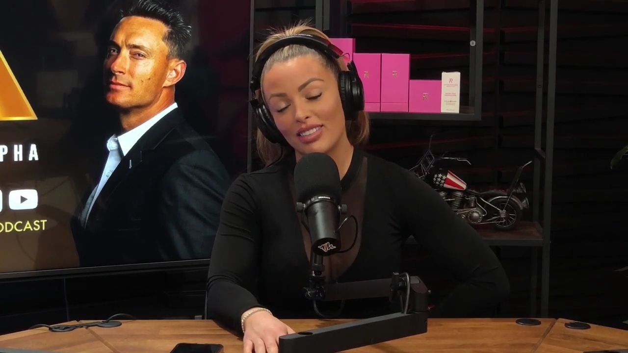 x2mate_com-Ep_14_-_Power_Alphas_Podcast__Super_Bowl2C_Taylor_Swift2C_Travis_Kelce___Mandy_Rose__mp44605.jpg
