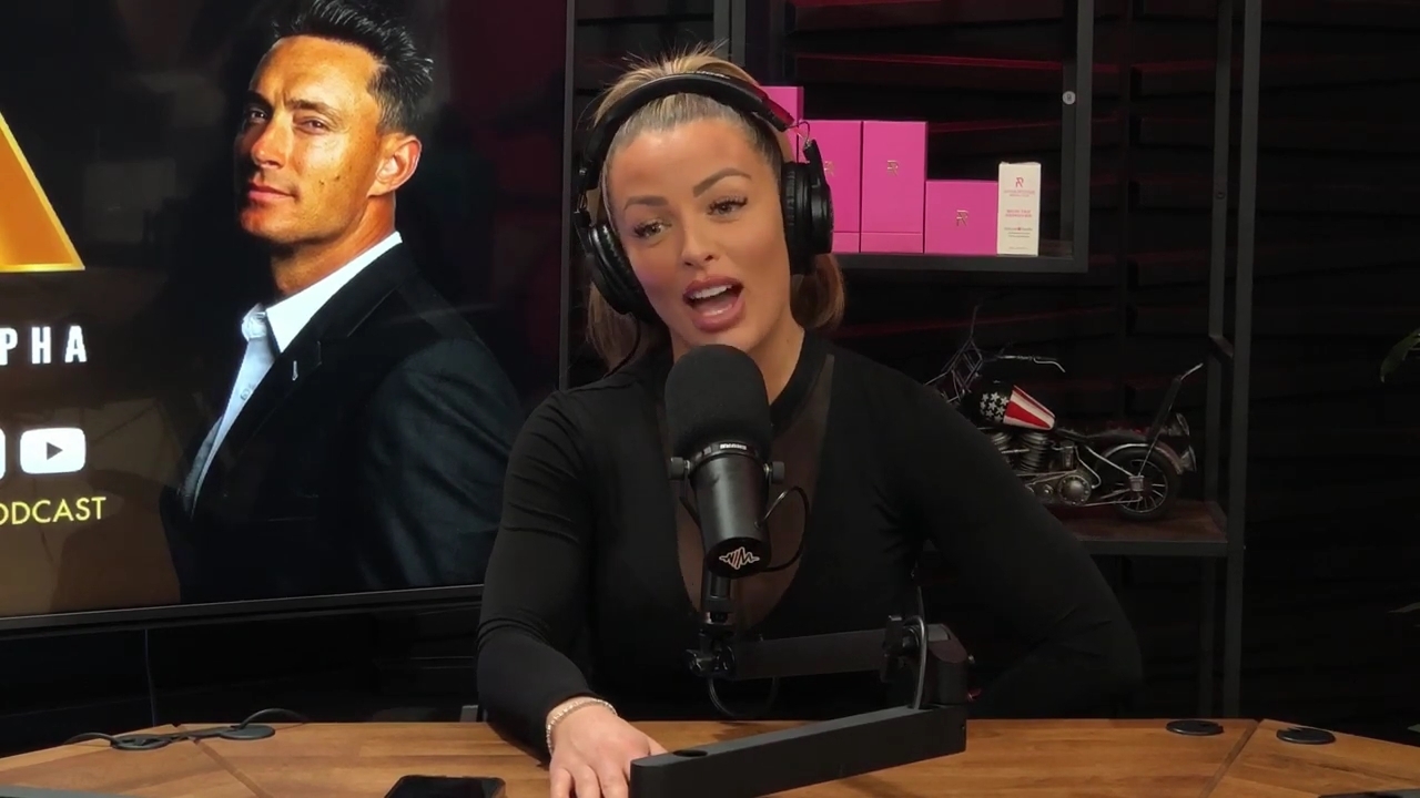 x2mate_com-Ep_14_-_Power_Alphas_Podcast__Super_Bowl2C_Taylor_Swift2C_Travis_Kelce___Mandy_Rose__mp44606.jpg