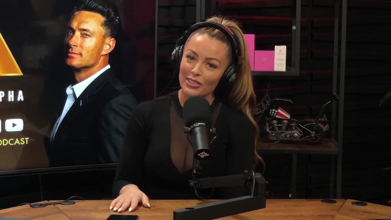x2mate_com-Ep_14_-_Power_Alphas_Podcast__Super_Bowl2C_Taylor_Swift2C_Travis_Kelce___Mandy_Rose__mp44619.jpg