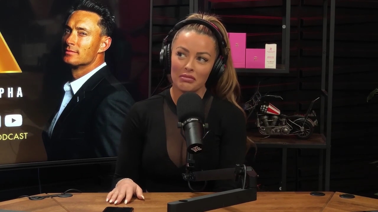 x2mate_com-Ep_14_-_Power_Alphas_Podcast__Super_Bowl2C_Taylor_Swift2C_Travis_Kelce___Mandy_Rose__mp44621.jpg