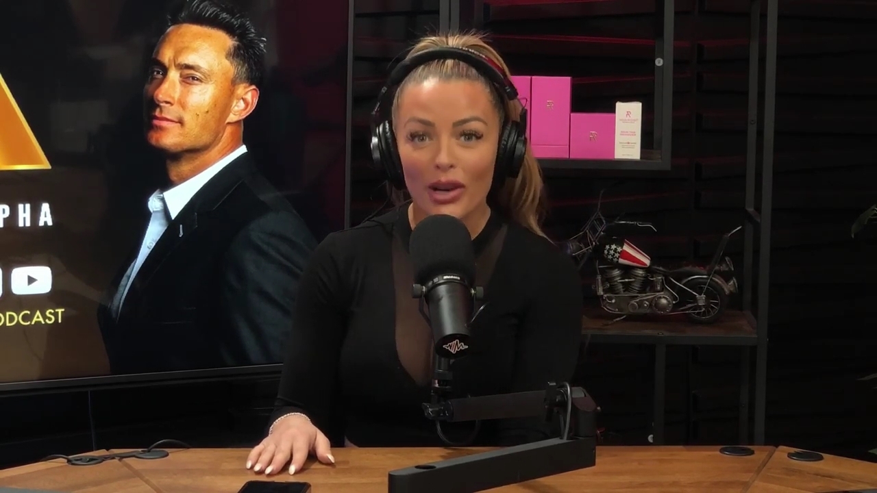 x2mate_com-Ep_14_-_Power_Alphas_Podcast__Super_Bowl2C_Taylor_Swift2C_Travis_Kelce___Mandy_Rose__mp44622.jpg
