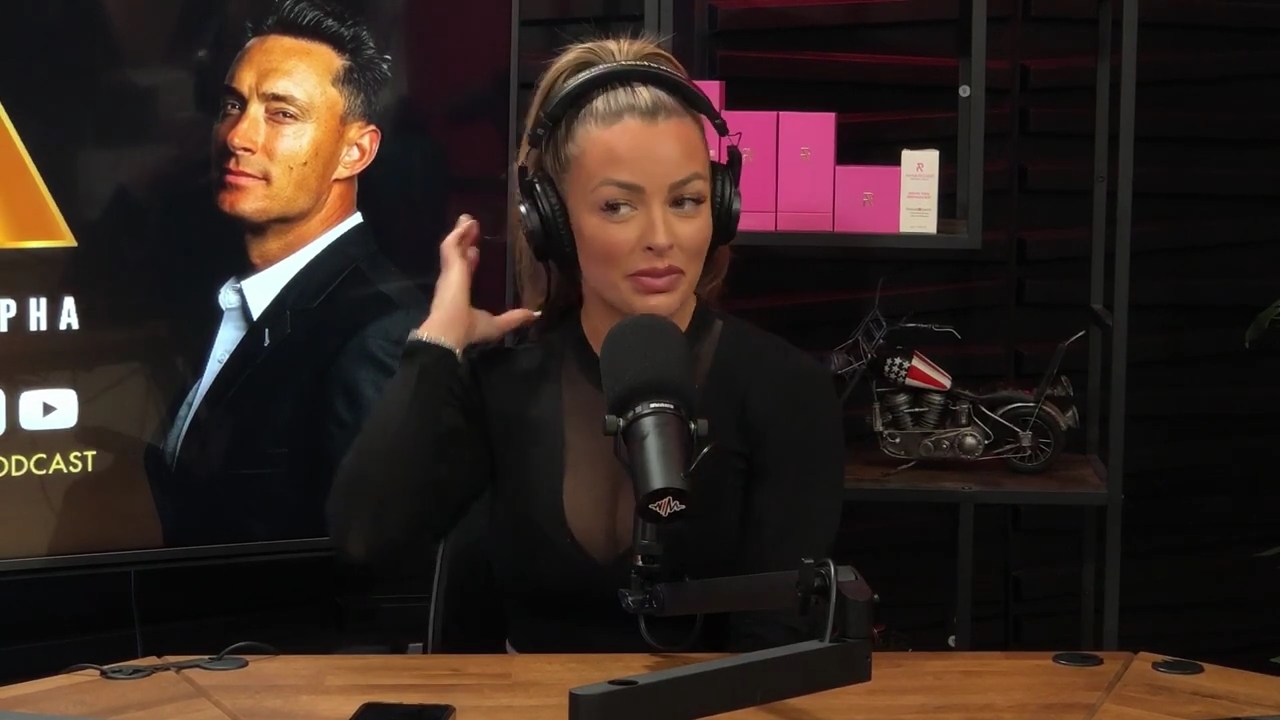 x2mate_com-Ep_14_-_Power_Alphas_Podcast__Super_Bowl2C_Taylor_Swift2C_Travis_Kelce___Mandy_Rose__mp44631.jpg
