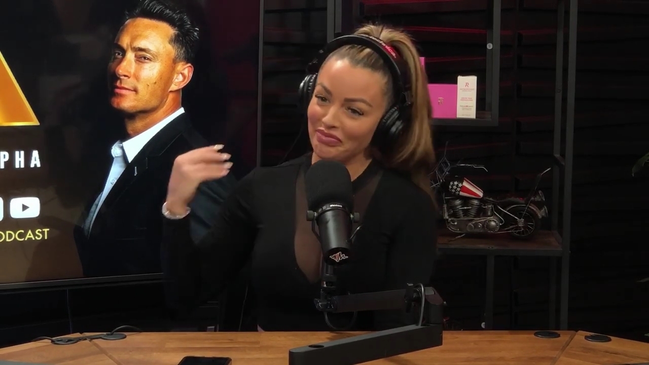x2mate_com-Ep_14_-_Power_Alphas_Podcast__Super_Bowl2C_Taylor_Swift2C_Travis_Kelce___Mandy_Rose__mp44632.jpg