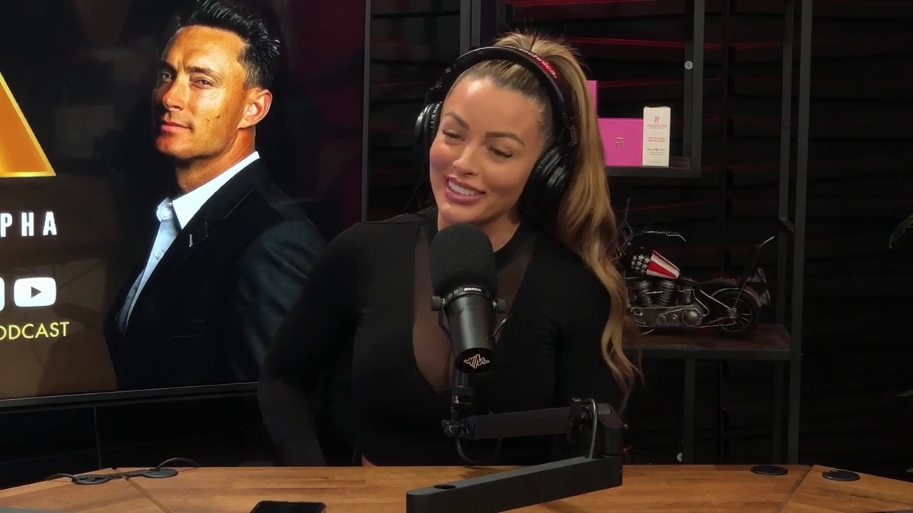x2mate_com-Ep_14_-_Power_Alphas_Podcast__Super_Bowl2C_Taylor_Swift2C_Travis_Kelce___Mandy_Rose__mp44633.jpg