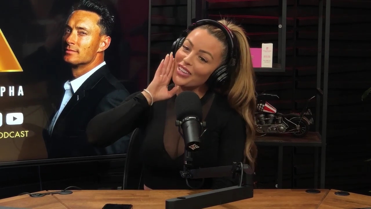 x2mate_com-Ep_14_-_Power_Alphas_Podcast__Super_Bowl2C_Taylor_Swift2C_Travis_Kelce___Mandy_Rose__mp44635.jpg