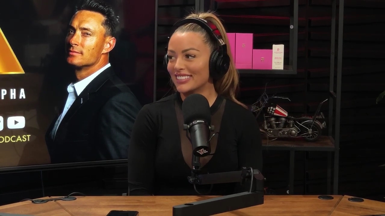 x2mate_com-Ep_14_-_Power_Alphas_Podcast__Super_Bowl2C_Taylor_Swift2C_Travis_Kelce___Mandy_Rose__mp44642.jpg