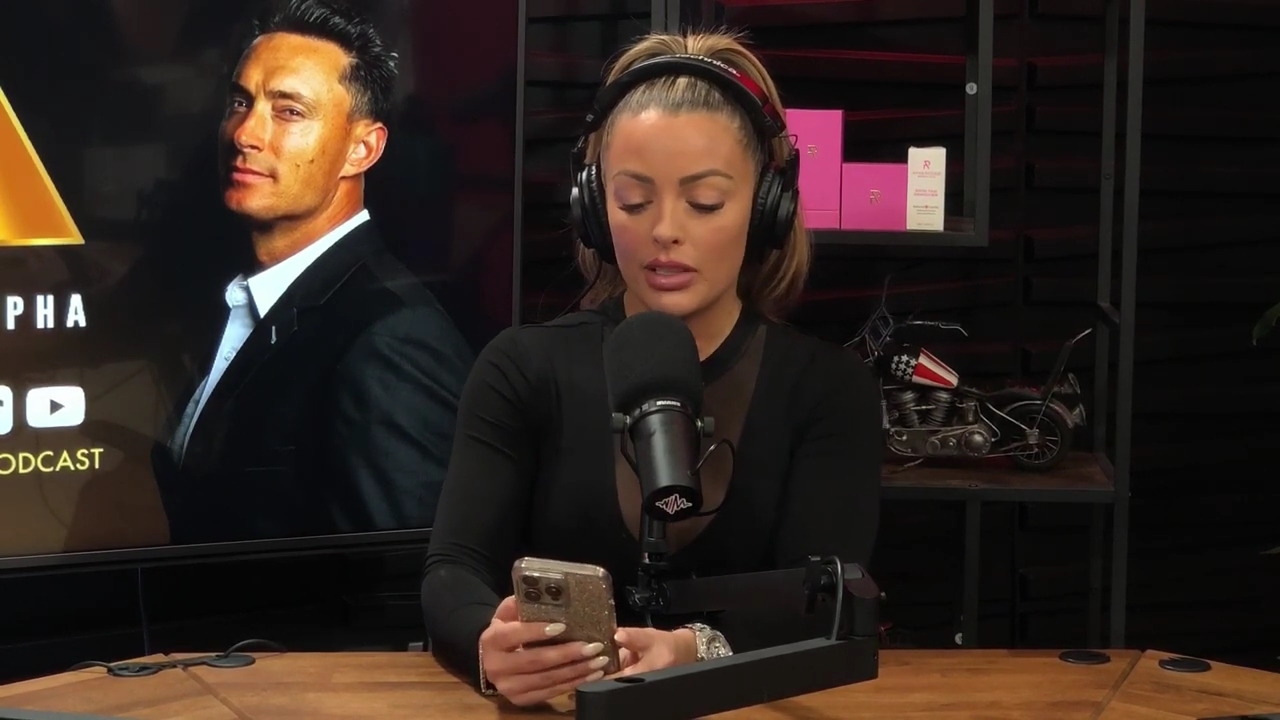x2mate_com-Ep_14_-_Power_Alphas_Podcast__Super_Bowl2C_Taylor_Swift2C_Travis_Kelce___Mandy_Rose__mp44663.jpg