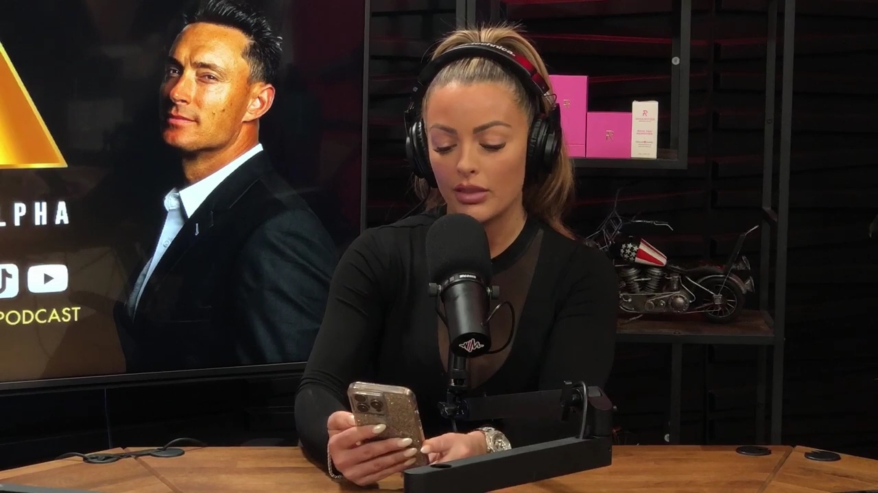 x2mate_com-Ep_14_-_Power_Alphas_Podcast__Super_Bowl2C_Taylor_Swift2C_Travis_Kelce___Mandy_Rose__mp44694.jpg