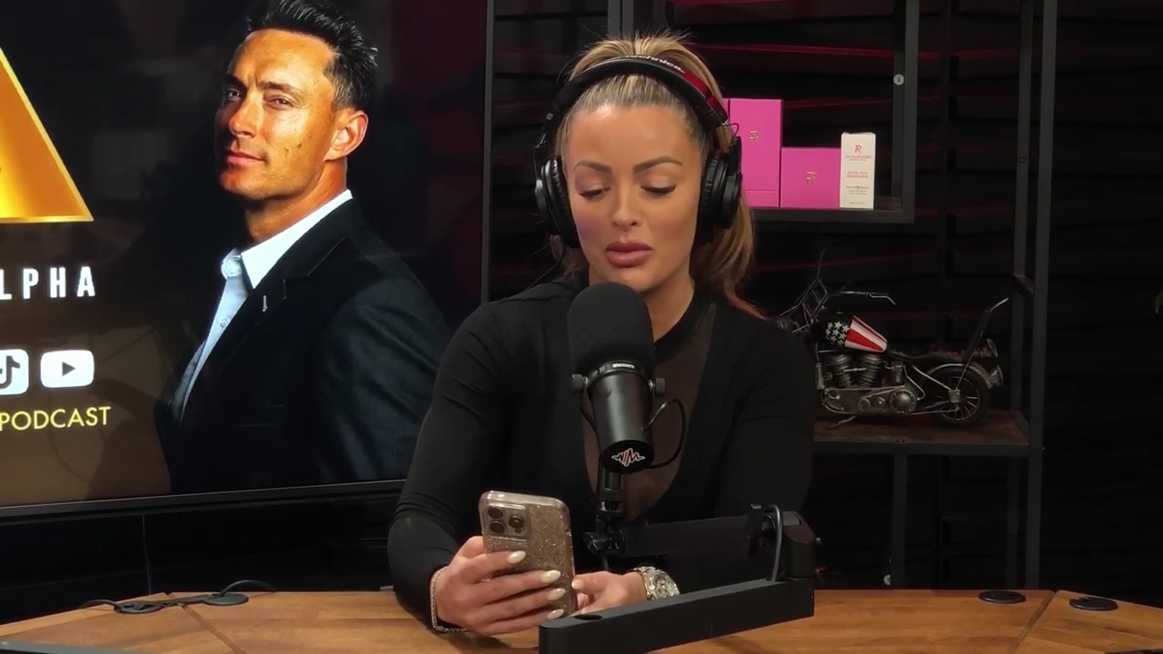 x2mate_com-Ep_14_-_Power_Alphas_Podcast__Super_Bowl2C_Taylor_Swift2C_Travis_Kelce___Mandy_Rose__mp44708.jpg