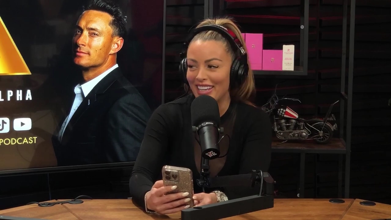 x2mate_com-Ep_14_-_Power_Alphas_Podcast__Super_Bowl2C_Taylor_Swift2C_Travis_Kelce___Mandy_Rose__mp44709.jpg
