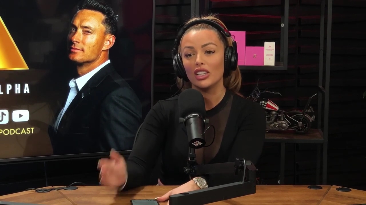 x2mate_com-Ep_14_-_Power_Alphas_Podcast__Super_Bowl2C_Taylor_Swift2C_Travis_Kelce___Mandy_Rose__mp44720.jpg