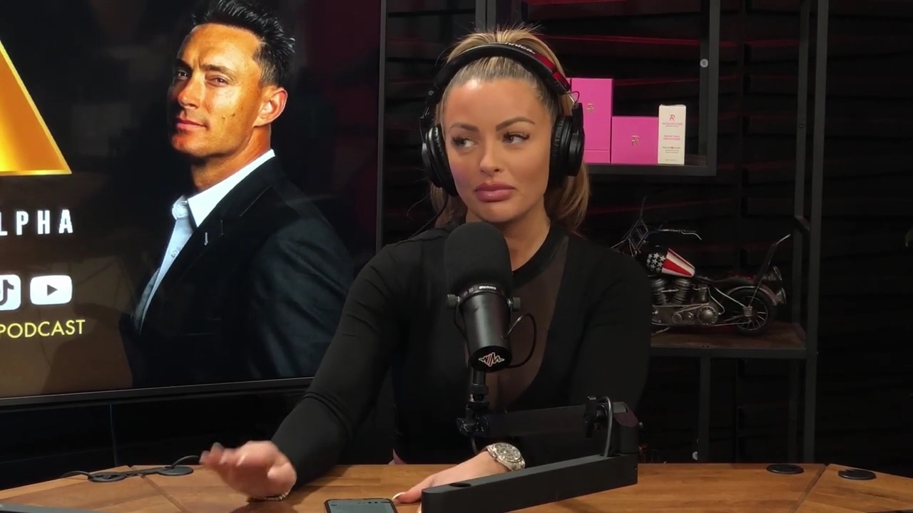 x2mate_com-Ep_14_-_Power_Alphas_Podcast__Super_Bowl2C_Taylor_Swift2C_Travis_Kelce___Mandy_Rose__mp44722.jpg