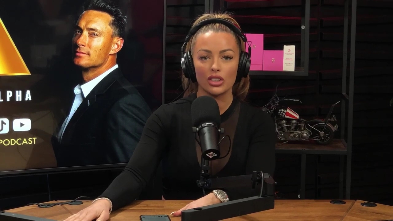 x2mate_com-Ep_14_-_Power_Alphas_Podcast__Super_Bowl2C_Taylor_Swift2C_Travis_Kelce___Mandy_Rose__mp44734.jpg
