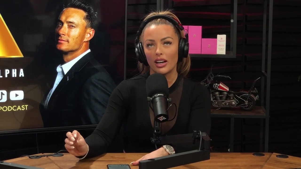 x2mate_com-Ep_14_-_Power_Alphas_Podcast__Super_Bowl2C_Taylor_Swift2C_Travis_Kelce___Mandy_Rose__mp44737.jpg