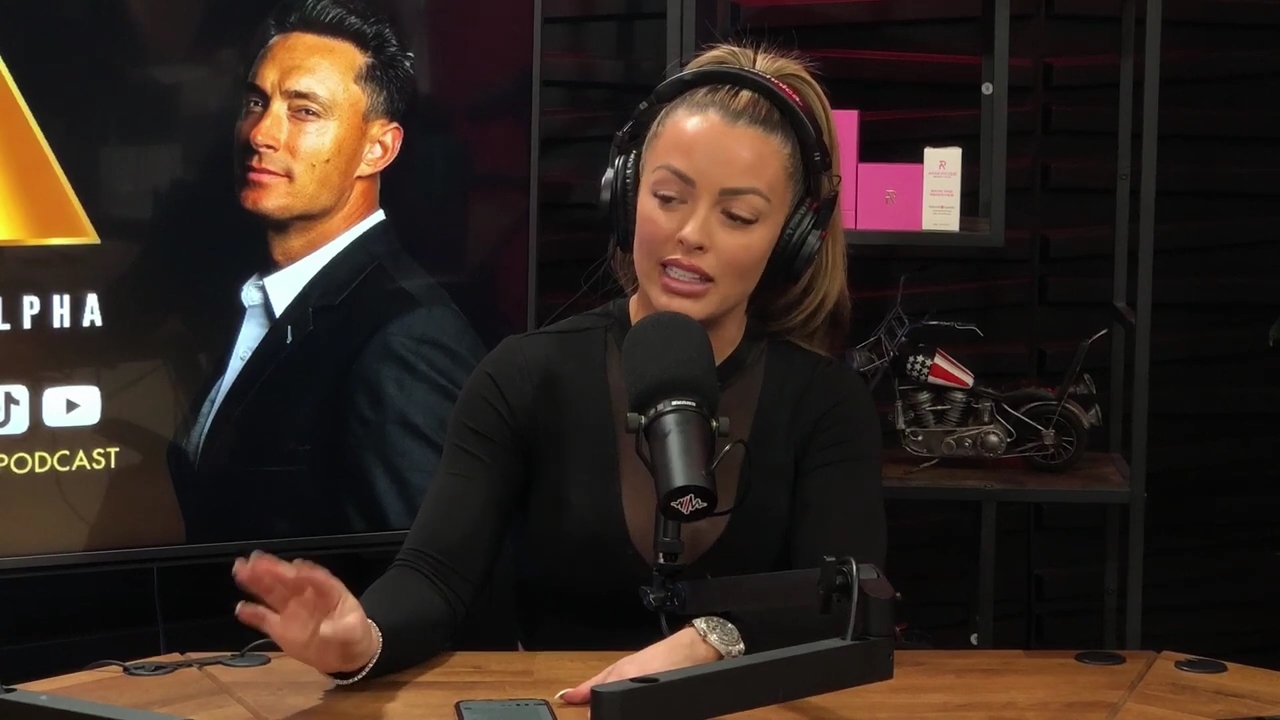 x2mate_com-Ep_14_-_Power_Alphas_Podcast__Super_Bowl2C_Taylor_Swift2C_Travis_Kelce___Mandy_Rose__mp44739.jpg