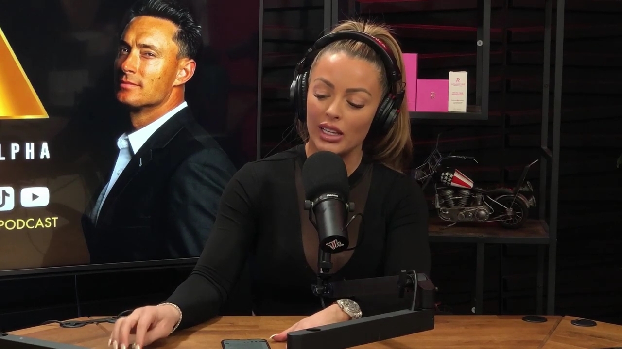 x2mate_com-Ep_14_-_Power_Alphas_Podcast__Super_Bowl2C_Taylor_Swift2C_Travis_Kelce___Mandy_Rose__mp44740.jpg