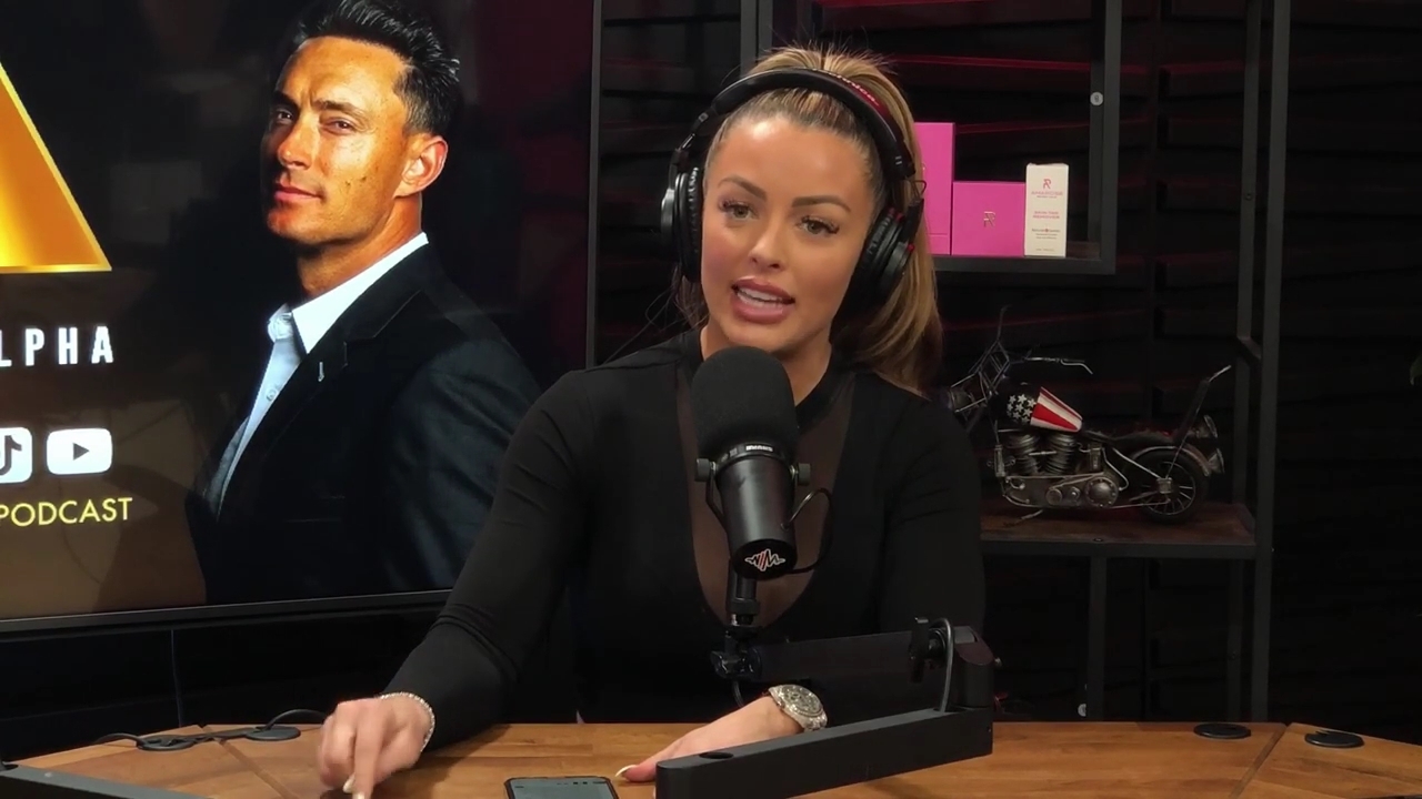x2mate_com-Ep_14_-_Power_Alphas_Podcast__Super_Bowl2C_Taylor_Swift2C_Travis_Kelce___Mandy_Rose__mp44742.jpg