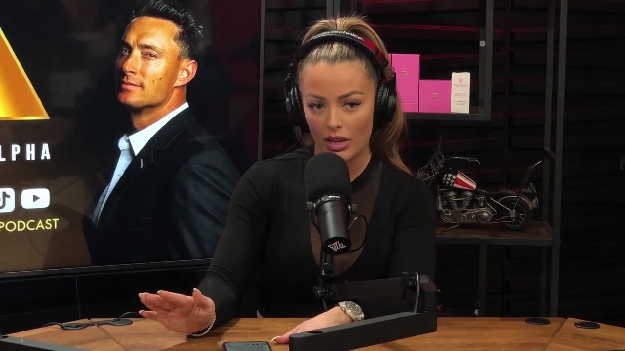 x2mate_com-Ep_14_-_Power_Alphas_Podcast__Super_Bowl2C_Taylor_Swift2C_Travis_Kelce___Mandy_Rose__mp44746.jpg