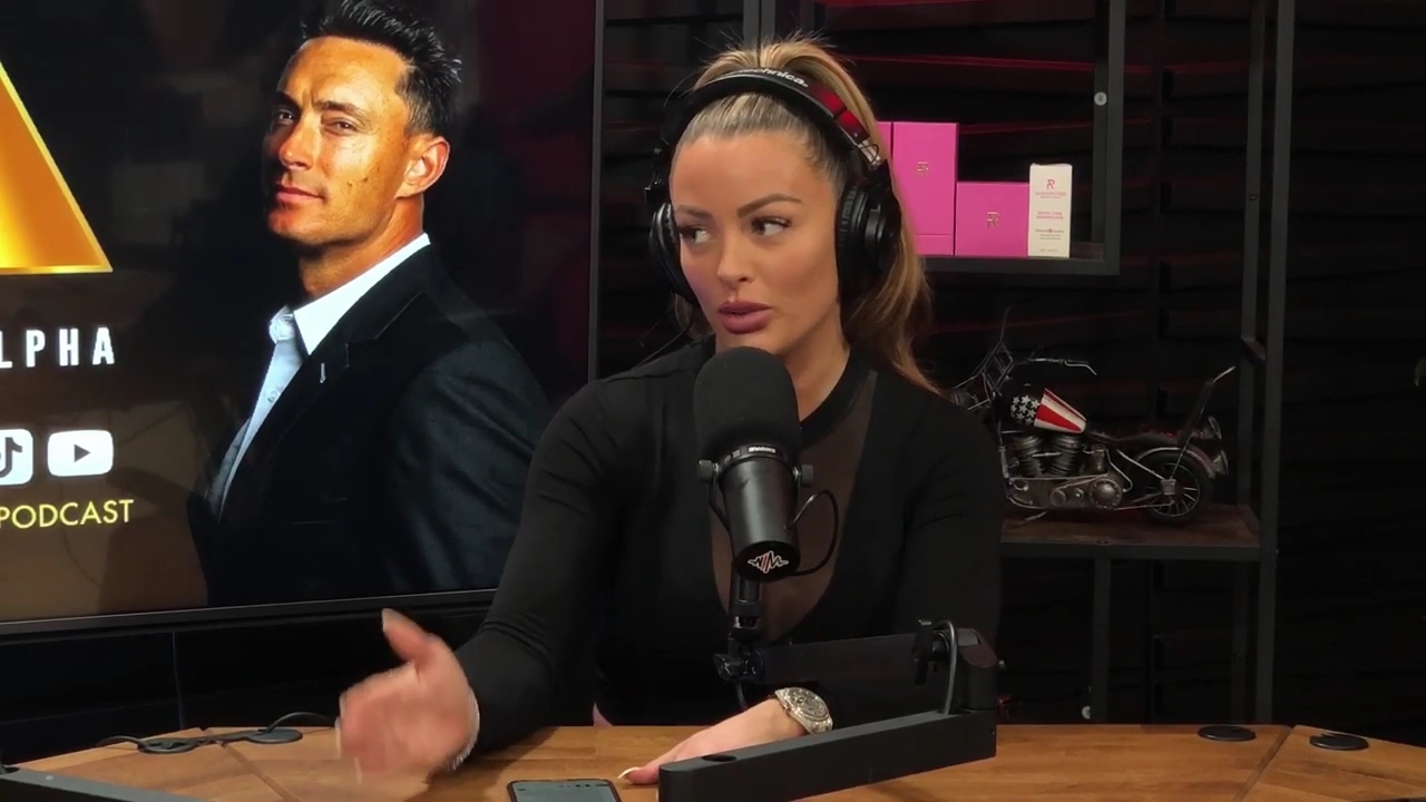 x2mate_com-Ep_14_-_Power_Alphas_Podcast__Super_Bowl2C_Taylor_Swift2C_Travis_Kelce___Mandy_Rose__mp44752.jpg