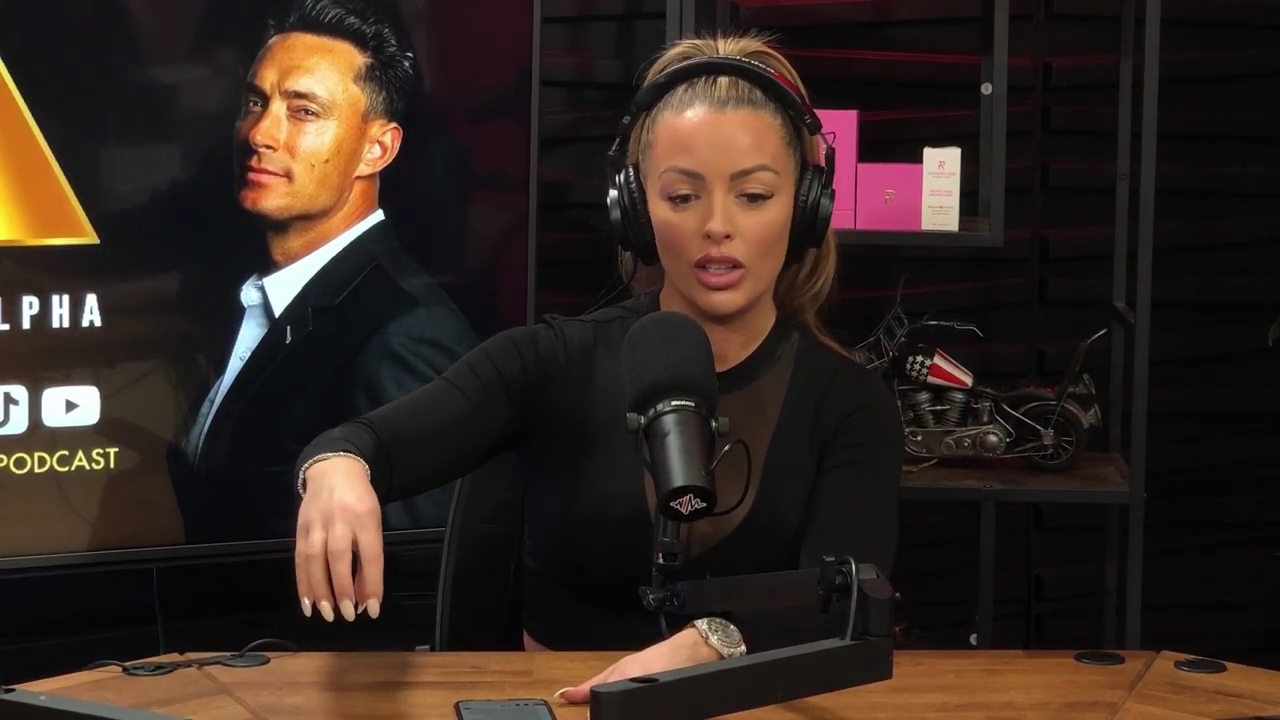 x2mate_com-Ep_14_-_Power_Alphas_Podcast__Super_Bowl2C_Taylor_Swift2C_Travis_Kelce___Mandy_Rose__mp44763.jpg
