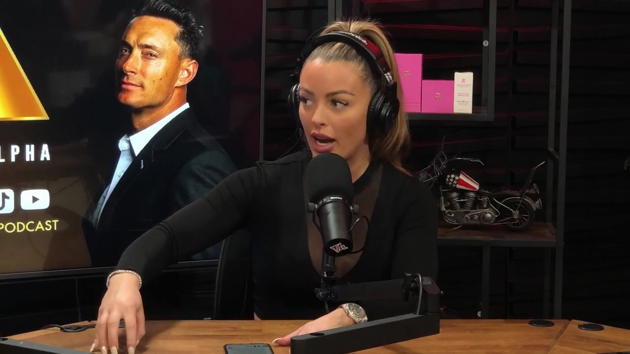 x2mate_com-Ep_14_-_Power_Alphas_Podcast__Super_Bowl2C_Taylor_Swift2C_Travis_Kelce___Mandy_Rose__mp44765.jpg