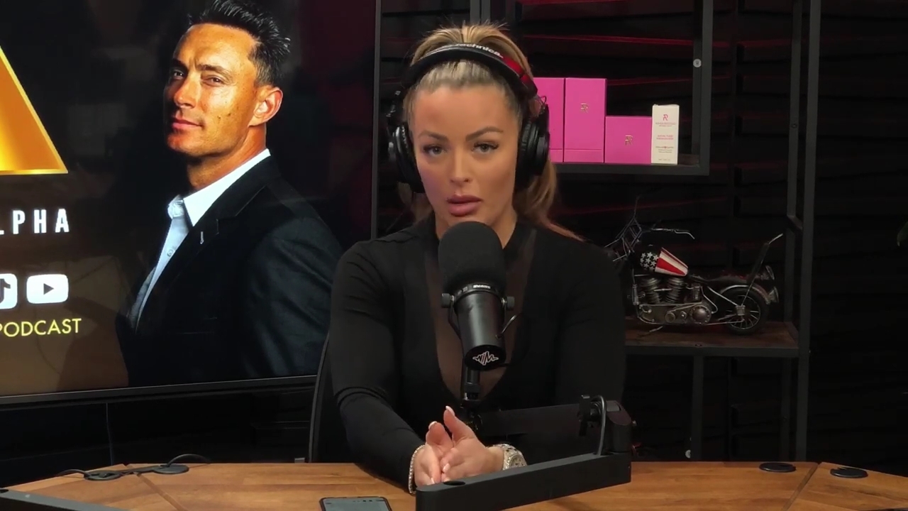 x2mate_com-Ep_14_-_Power_Alphas_Podcast__Super_Bowl2C_Taylor_Swift2C_Travis_Kelce___Mandy_Rose__mp44781.jpg