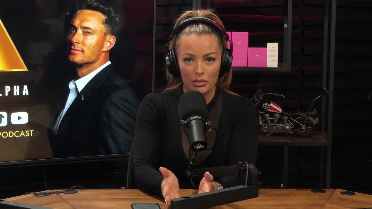 x2mate_com-Ep_14_-_Power_Alphas_Podcast__Super_Bowl2C_Taylor_Swift2C_Travis_Kelce___Mandy_Rose__mp44783.jpg
