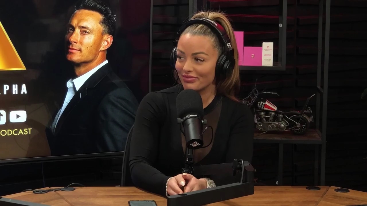 x2mate_com-Ep_14_-_Power_Alphas_Podcast__Super_Bowl2C_Taylor_Swift2C_Travis_Kelce___Mandy_Rose__mp44804.jpg