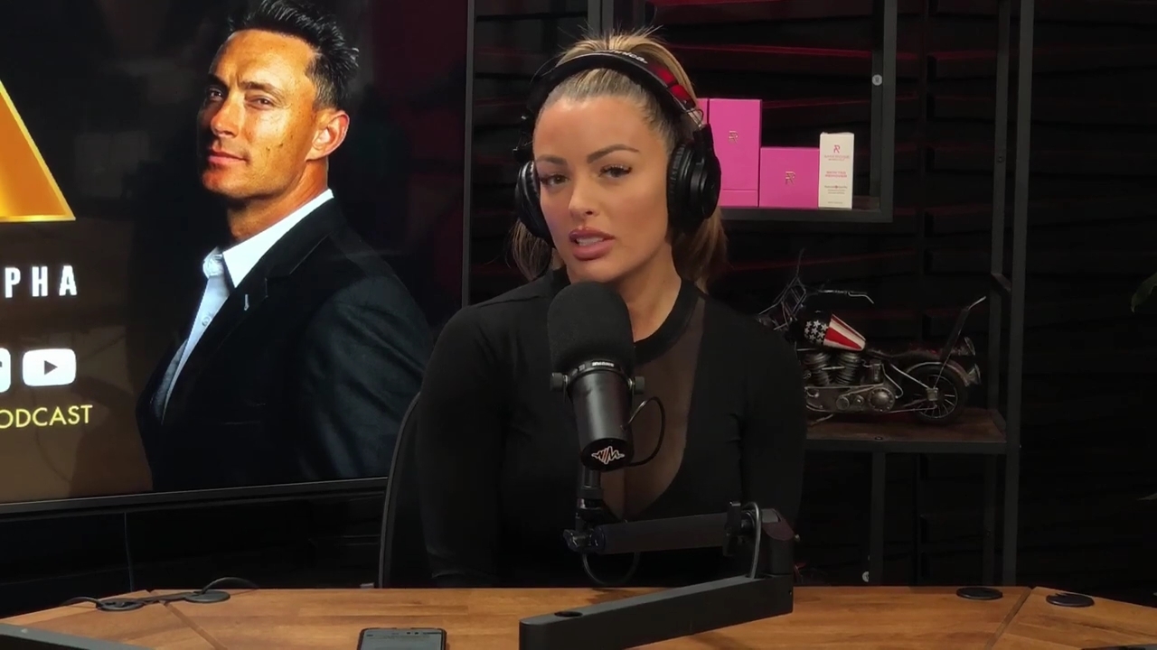x2mate_com-Ep_14_-_Power_Alphas_Podcast__Super_Bowl2C_Taylor_Swift2C_Travis_Kelce___Mandy_Rose__mp44935.jpg