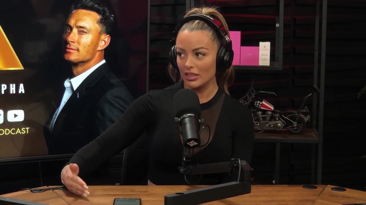 x2mate_com-Ep_14_-_Power_Alphas_Podcast__Super_Bowl2C_Taylor_Swift2C_Travis_Kelce___Mandy_Rose__mp44939.jpg