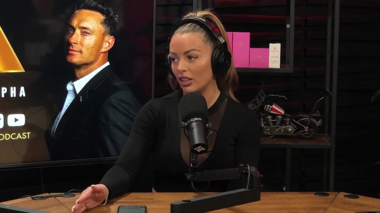 x2mate_com-Ep_14_-_Power_Alphas_Podcast__Super_Bowl2C_Taylor_Swift2C_Travis_Kelce___Mandy_Rose__mp44948.jpg